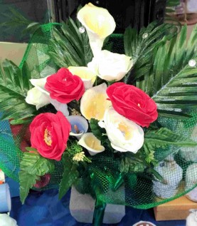Bouchet con fiori artificiali